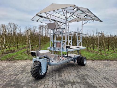 Frutec hoogwerker fruitteelt snoeiplatform elektrisch, Zakelijke goederen, Machines en Bouw | Liften, Steigers en Ladders, Ophalen