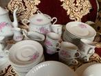 Bloemen Servies 12 delig, Huis en Inrichting, Keuken | Servies, Ophalen, Gebruikt, Bord(en), Overige stijlen