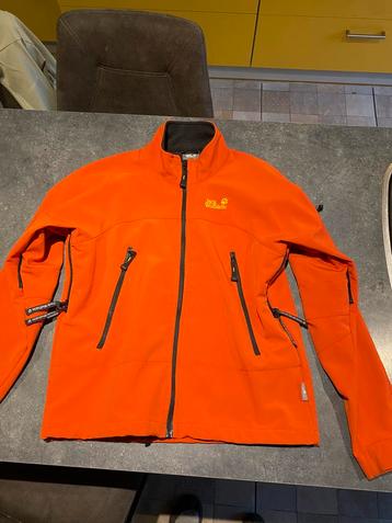 Jack wolfskin softshell beschikbaar voor biedingen