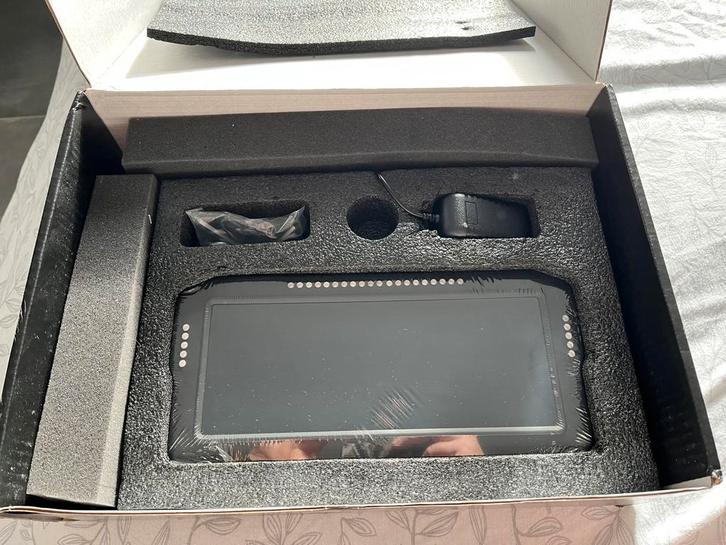 Dashboard 10" Simruito USB neuf sous plister!, Games en Spelcomputers, Spelcomputers | Overige Accessoires, Nieuw, Ophalen