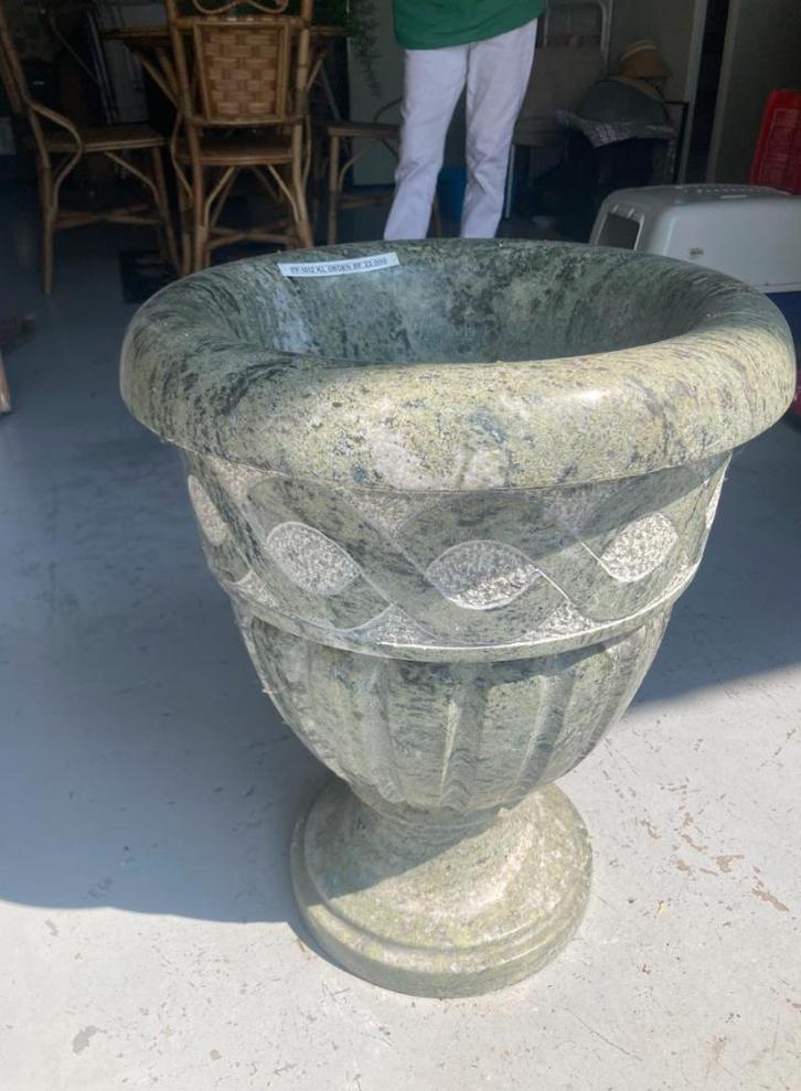 Grote siervazen  / Tuinurnen in marmer (diverse soorten), Tuin en Terras, Tuinvazen, Nieuw, Ophalen