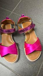 Sandaal Rondinella maat 34, Kinderen en Baby's, Ophalen of Verzenden, Zo goed als nieuw