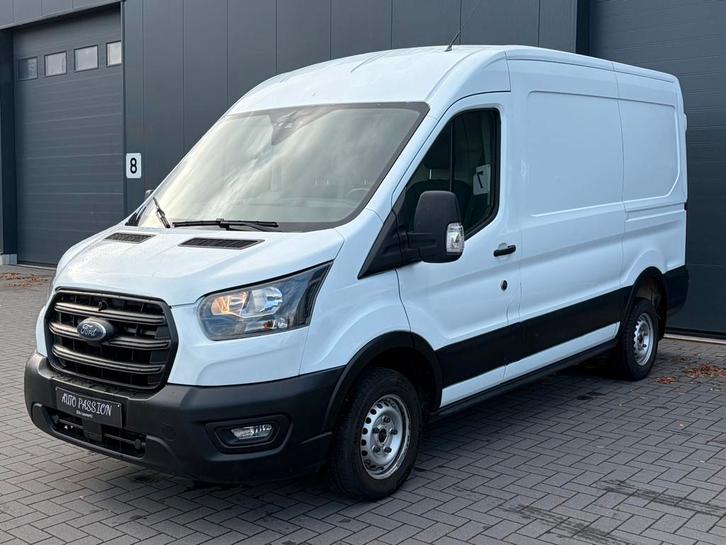 Ford Transit niew motor, Auto's, Bestelwagens en Lichte vracht, Bedrijf, Te koop, Bluetooth, Ford, Diesel, Euro 6, Handgeschakeld