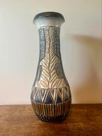 Antieke vaas - gesigneerd, Antiquités & Art, Antiquités | Vases, Enlèvement ou Envoi