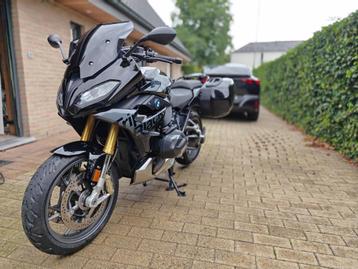 BMW R 1250 RS Triple Black garantie tot 07-2028  beschikbaar voor biedingen
