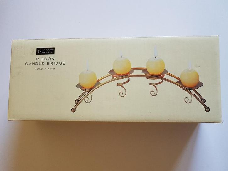 Bougeoir finition dorée, Maison & Meubles, Accessoires pour la Maison | Bougeoirs & Bougies, Neuf, Chandelier, Moins de 25 cm