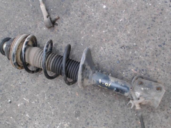 Amortisseur avant gauche Suzuki Alto 3 1.0i 50kw 2009, Auto-onderdelen, Ophanging en Onderstel, Suzuki, Gebruikt, Ophalen of Verzenden