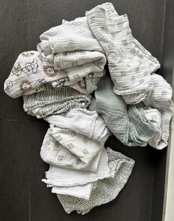 12 hydrofiele doeken beschikbaar voor biedingen