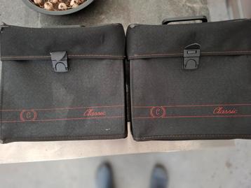 Fietstassen  beschikbaar voor biedingen