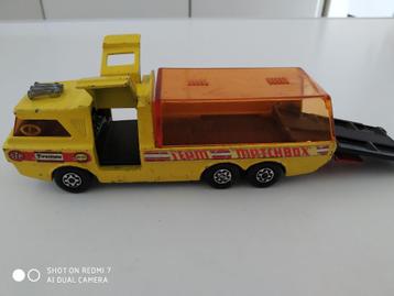 Matchbox Super Kings K7 racewagen Transporter uit 1972 beschikbaar voor biedingen