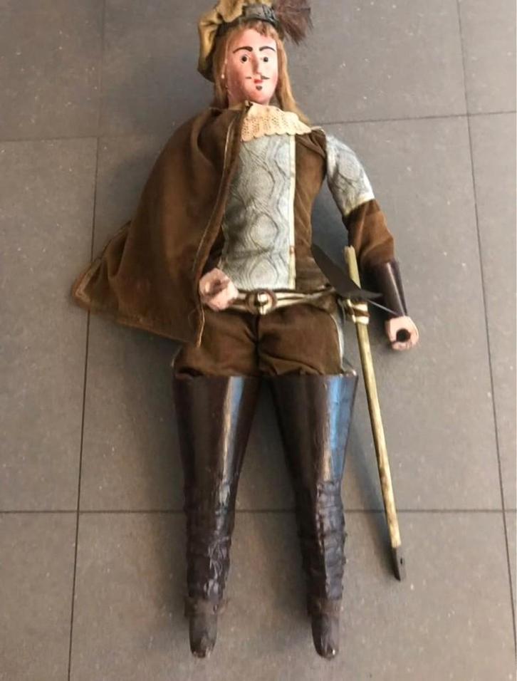 Marionnette du Theater Toone à Bruxelles, Antiquités & Art, Antiquités | Jouets, Enlèvement ou Envoi