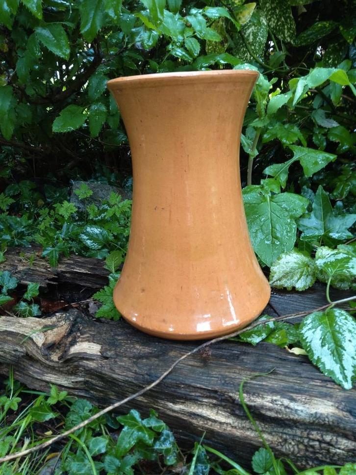 Oude bloemenvaas in geglazuurd aardewerk., Antiek en Kunst, Antiek | Vazen, Ophalen of Verzenden