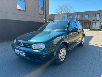 VOLKSWAGEN GOLF IV 1.6i / FACE LIFT/ AIRCO / CONTRÔLE OK beschikbaar voor biedingen