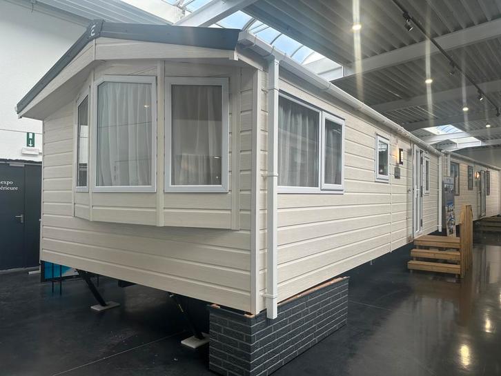 STOCKACTIE NEW HORIZON 900x370/2 TEM 15 NOVEMBER, Caravans en Kamperen, Stacaravans, Ophalen