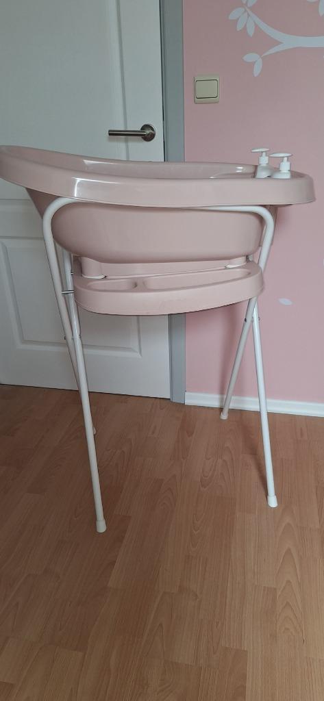 Pink Bébé-Jou badkuip, Kinderen en Baby's, Badjes en Verzorging, Zo goed als nieuw, Badje, Bébé-jou, Ophalen of Verzenden