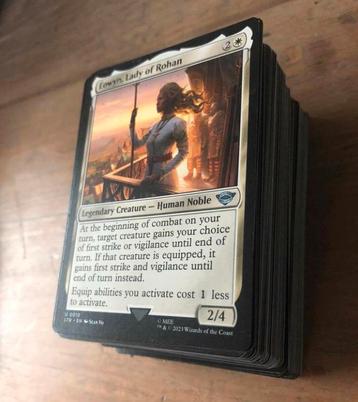 Le jeu Magic the Gathering : Le Seigneur des Anneaux Blanc, Hobby & Loisirs créatifs, Enlèvement ou Envoi, Comme neuf, Deck game