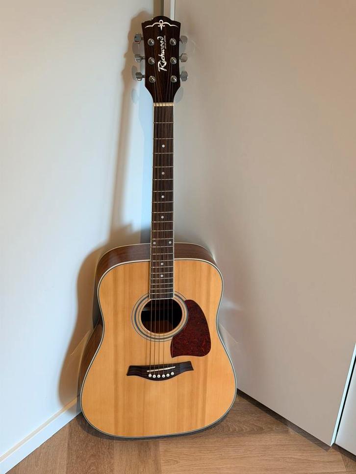 Richwood akoestische gitaar – in zeer goede staat, Muziek en Instrumenten, Snaarinstrumenten | Gitaren | Akoestisch, Zo goed als nieuw