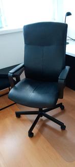 Zwarte degelijke bureaustoel, Enlèvement, Comme neuf, Noir, Chaise de bureau