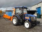 Te Koop 1-Tractor met Luxe Cabine en 1- Hakselaar., Zakelijke goederen, Landbouw | Tractoren, Tot 80 Pk, Gebruikt, Ophalen