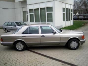 Mercedes W126 rechter voor portier (Rauchsilber)  **AS NEW* beschikbaar voor biedingen