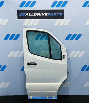 Mercedes Sprinter W907 Voorportier rechts wit A9107203100 beschikbaar voor biedingen
