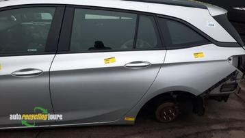 Portier 4Deurs links-achter van een Opel Astra (Z176) beschikbaar voor biedingen