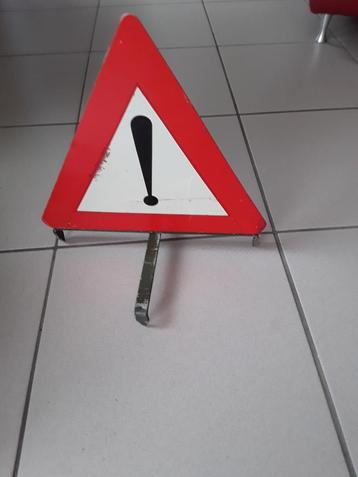 Triangle de signalisation de l'armée belge, Enlèvement ou Envoi