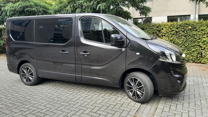 Opel Vivaro 1.6D 9 Plaats Family Gps/Airco/ Of Ruil/1.eigen, Auto's, Opel, Particulier, Vivaro, Airconditioning, Alarm, Bluetooth