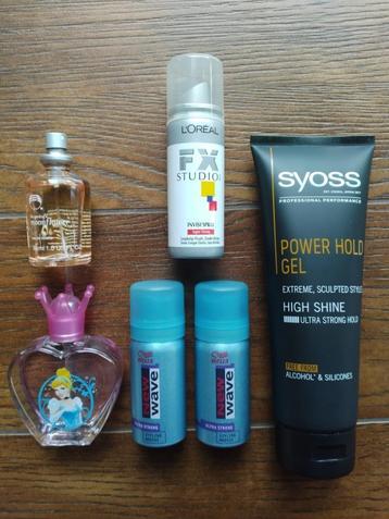 Verzorgingsproducten: gel, eau de toilette, styling mousse,. beschikbaar voor biedingen
