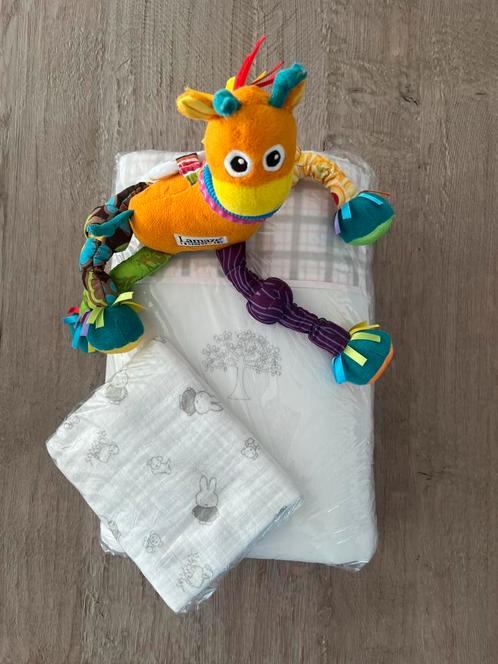 xe bed/ parkomrander van POETREE+ gratis…, Kinderen en Baby's, Babyparken, Ophalen