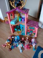 Poppenhuis enchantimals met bijhorende enchantimal poppen, Kinderen en Baby's, Speelgoed | Poppenhuizen, Ophalen, Poppenhuis