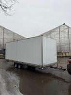 Gesloten aanhanger remorque geremd, Ophalen