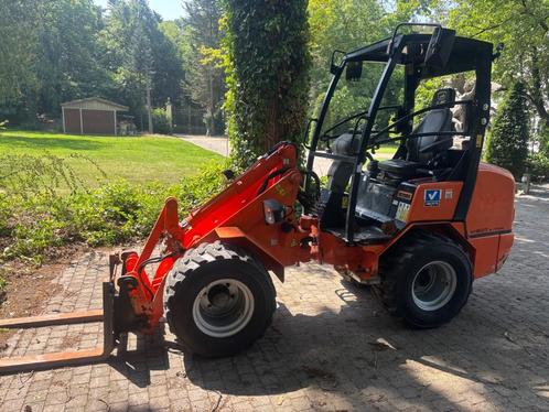 2020 Kubota giant V452T X-tra met motorprobleem, Zakelijke goederen, Machines en Bouw | Kranen en Graafmachines, Wiellader of Shovel