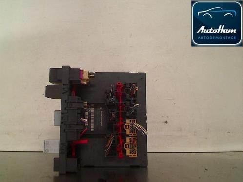 ZEKERINGKAST Audi A3 Sportback (8PA) (|8P0907279B|), Auto-onderdelen, Elektronica en Kabels, Audi, Gebruikt