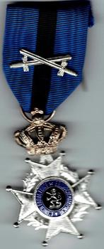 Medaille Ridder in de orde van Leopold II oud strijder (1), Verzenden, Overige soorten, Lintje, Medaille of Wings