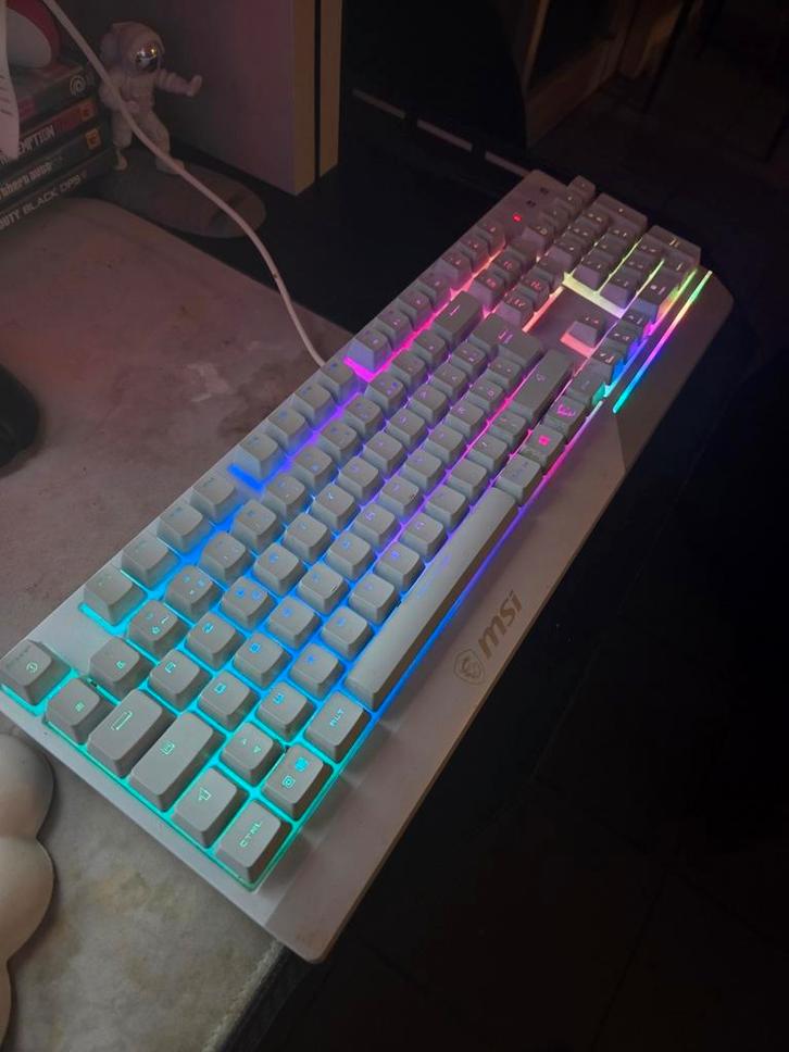 Msi wit toetsenbord + muis, Computers en Software, Toetsenborden, Zo goed als nieuw, Azerty, Ophalen