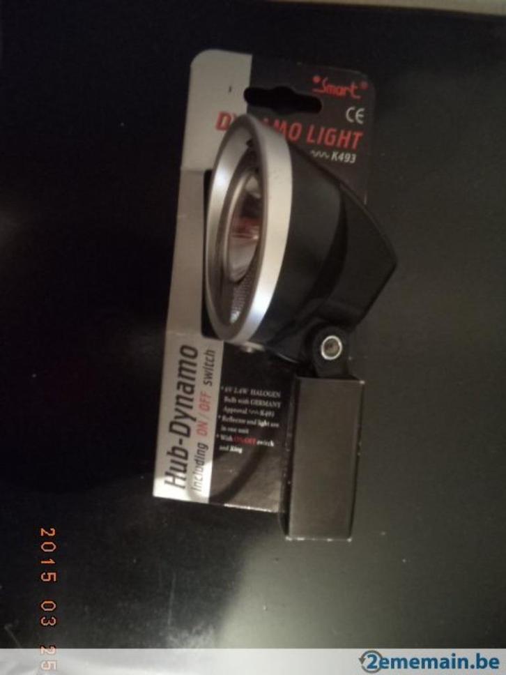 HUB Dynamo Smart dynamo light fietslamp verpakt €25,00, Fietsen en Brommers, Fietsaccessoires | Fietsverlichting, Voorlicht, Nieuw