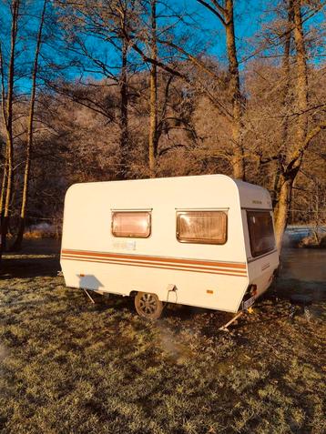 Retro caravan -750kg  beschikbaar voor biedingen