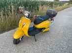 Vespa Etropilis 50km/h. 20.350km, Fietsen en Brommers, Scooters | Vespa, Ophalen of Verzenden, Zo goed als nieuw, Elektrisch