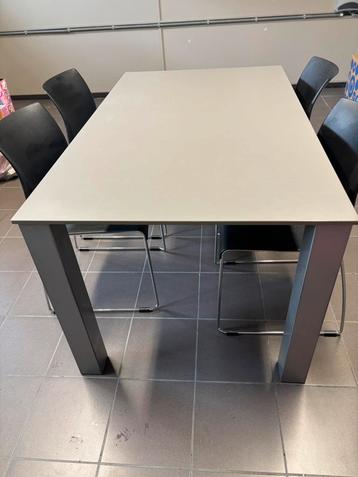 Tafel 150x90cm + 4 stoelen, Enlèvement, Utilisé