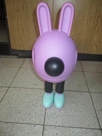 Zeldzame Hugo Boss x Jeremyville store display (design 2018) beschikbaar voor biedingen