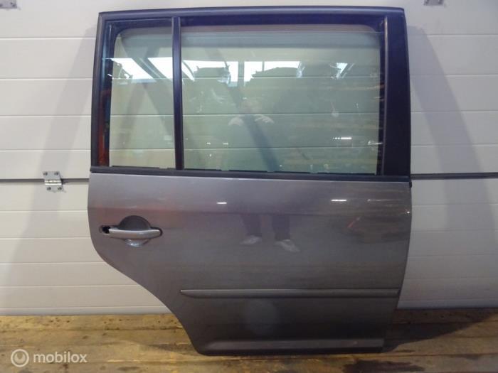 Portière 4portes avant droite d'un Volkswagen Touran (LD7S), Autos : Pièces & Accessoires, Carrosserie & Tôlerie, Porte, Volkswagen