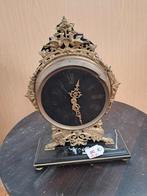 Antieke tafelklok niet werkend., Ophalen