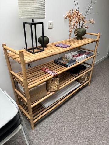 Bamboe rek 3 leggers – decoratief & stevig | €150 beschikbaar voor biedingen