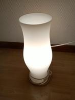 LAMPE BLANCHE EN VERRE NEUVE 39 cm/ WHITE GLASS LAMP, Enlèvement, Comme neuf, Verre, Moins de 50 cm
