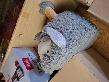 Kleine zitzak voor schapen beschikbaar voor biedingen