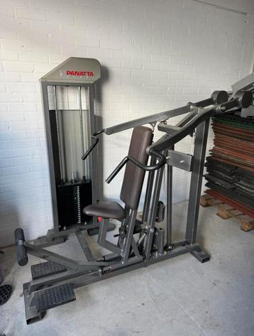Panatta Convergent Shoulderpress / Schulterpresse / machine beschikbaar voor biedingen