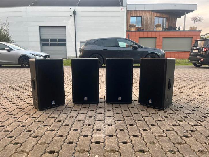 dB Technologies Arena 12 – 400W RMS PA Speakers (4 stuks), Muziek en Instrumenten, Versterkers | Keyboard, Monitor en PA, Zo goed als nieuw