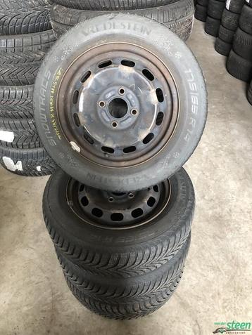 Ford Fiësta Winterbandenset 175-65-14 82T Velgen 4 x 108 ET4 beschikbaar voor biedingen