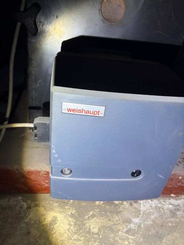 Weishaupt WL5/1-B Mazoutbrander, Doe-het-zelf en Bouw, Chauffageketels en Boilers, Zo goed als nieuw, Ophalen